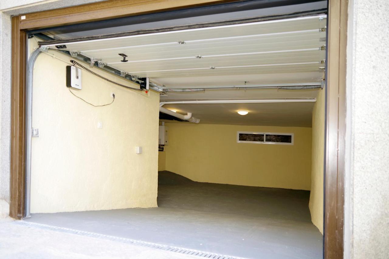 Vallespin 43 Parking, Wifi Ávila Exterior photo
